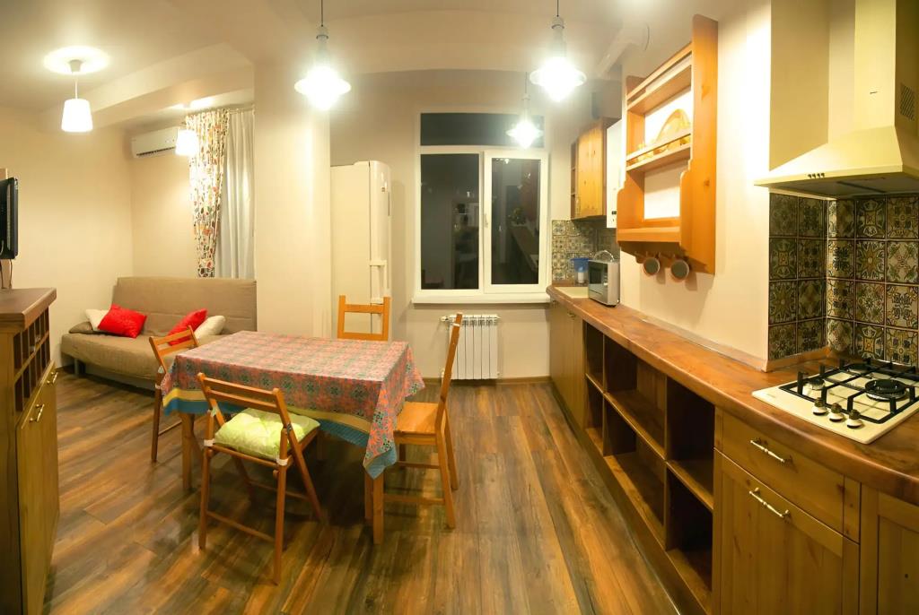 Ryadom s Morem v Tsentre Sochi Flat 0*