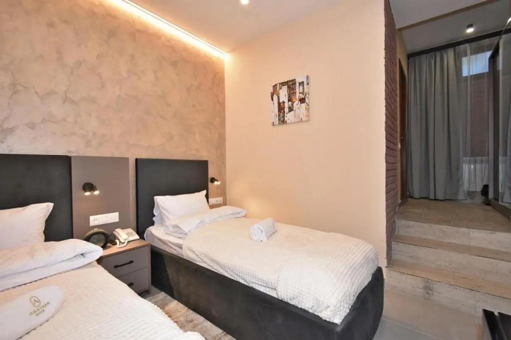 Avenue 23 Boutique Hotel 3*