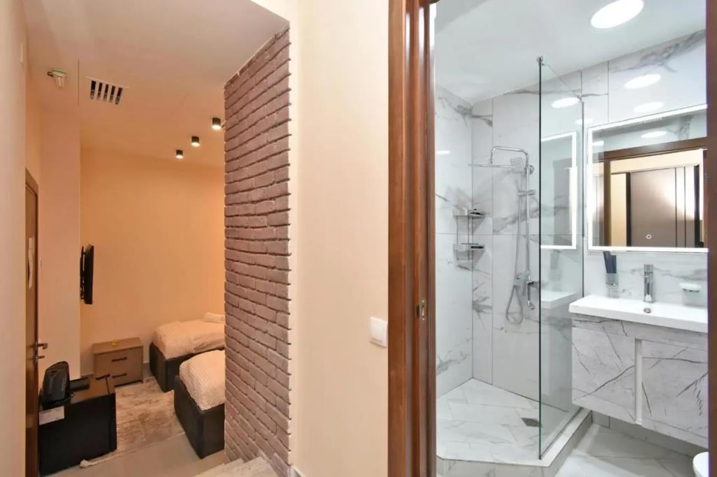 Avenue 23 Boutique Hotel 3*