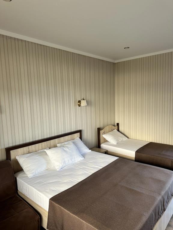Emark Mini-hotel 0*