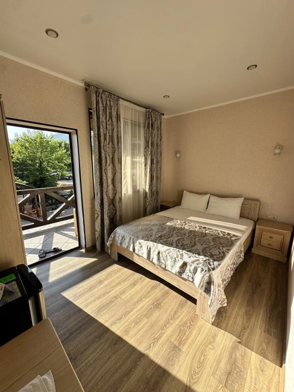 Emark Mini-hotel 0*