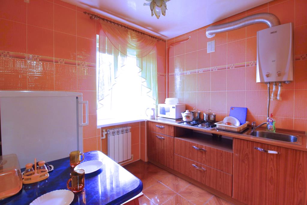 V Tsentre Naberezhnaya admirala Serebryakova 21 Flat 0*
