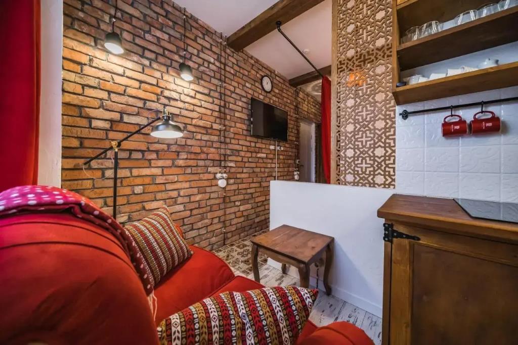 Rest Studios Aparthotel 0*