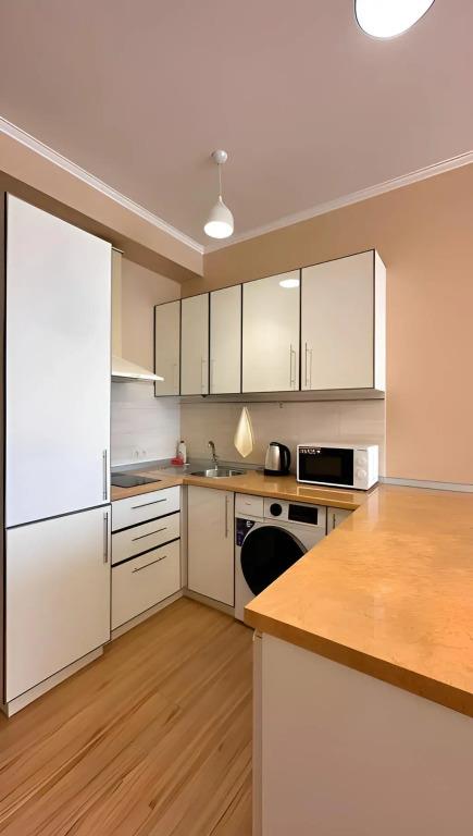 Uyutnaya Studiya na Mamayke Flat 0*
