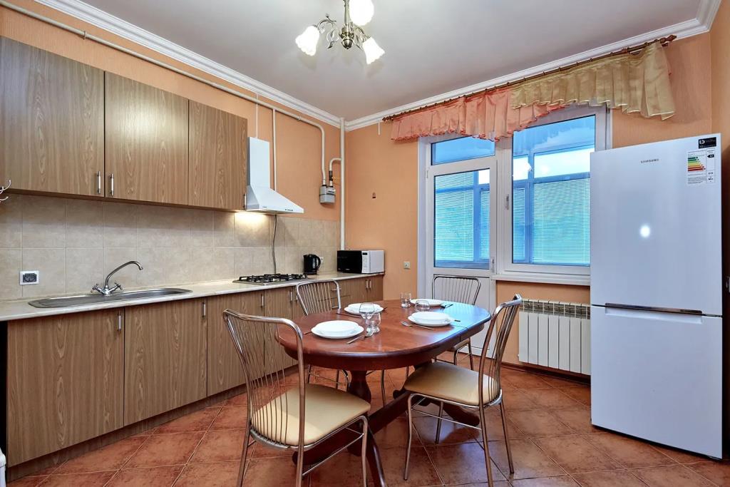 Dvukhkomnatnaya Turisticheskaya 6 Flat 0*