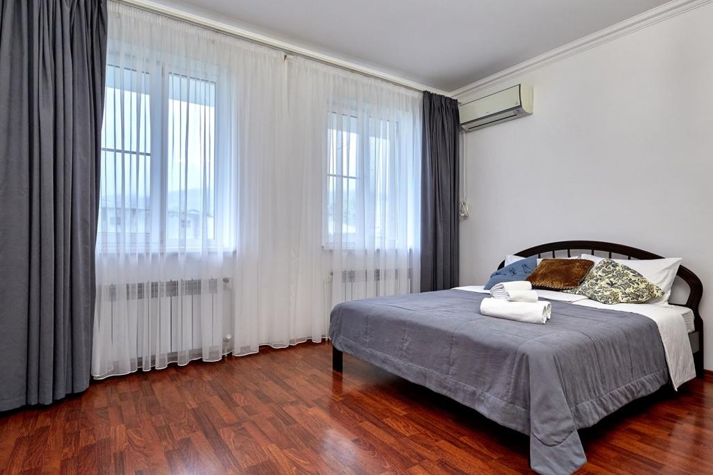 Dvukhkomnatnaya Turisticheskaya 6 Flat 0*