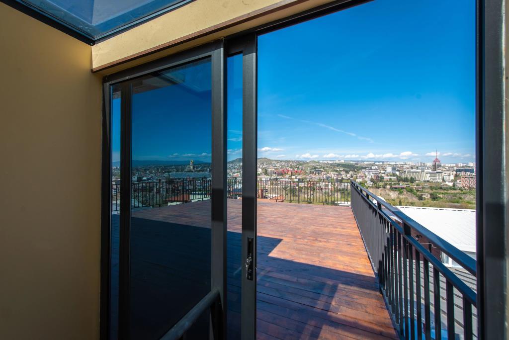 Kraveli Hotel 3*