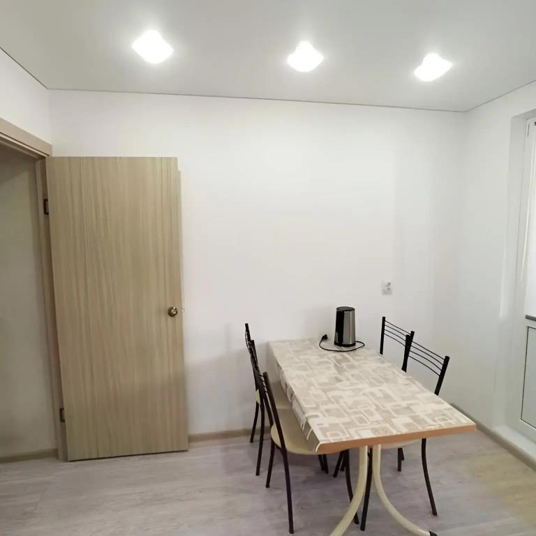 Odnushka ryadom s Aleksino Nevysokiy Etazh Flat 0*