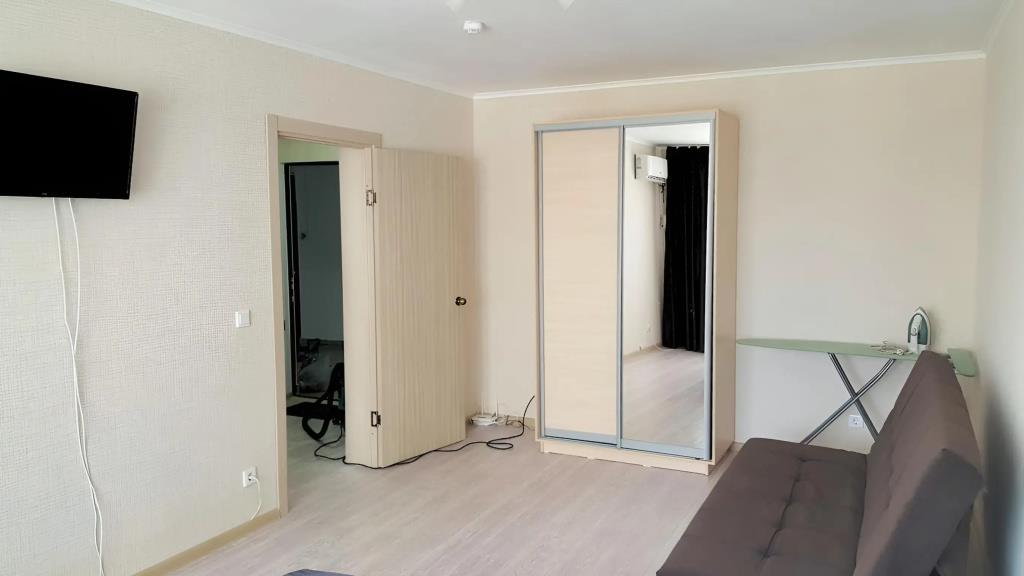 Odnushka ryadom s Aleksino Nevysokiy Etazh Flat 0*