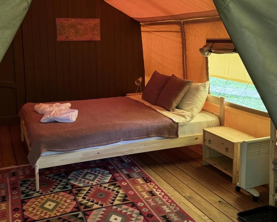 Loko Glamp (Loko Glamp) 0*