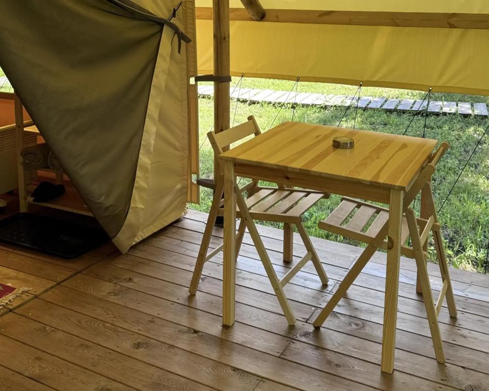 Loko Glamp (Loko Glamp) 0*
