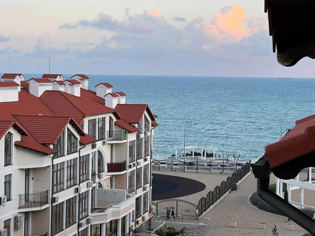 Dizaynerskaya Kvartira u Morya Flat 0*