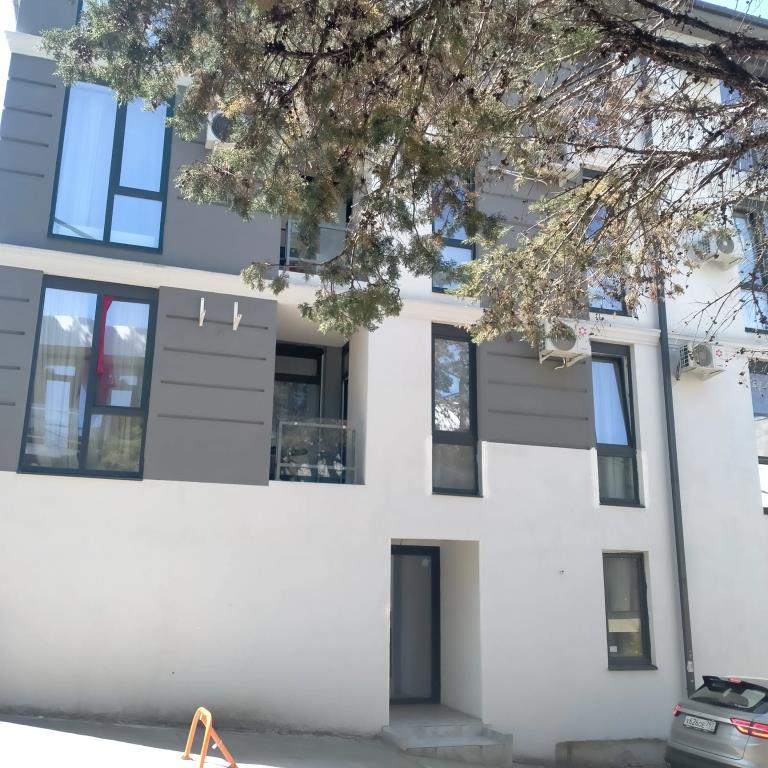 Na Ulitse Molodogvardeyskoy 2/80 Flat 0*