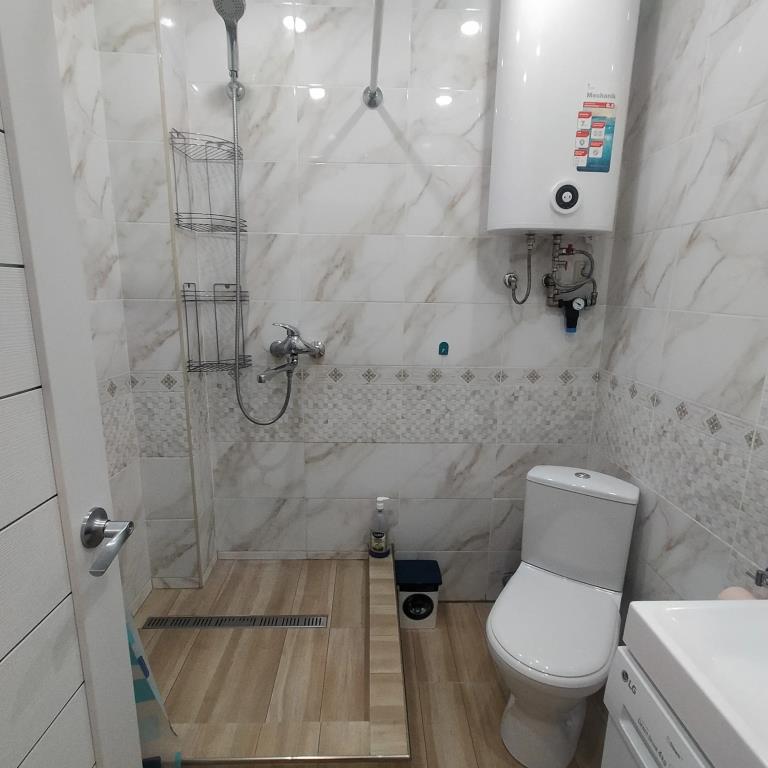 Na Ulitse Molodogvardeyskoy 2/80 Flat 0*