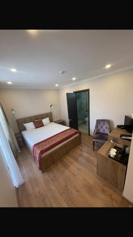 Natali Metekhi Palace Hotel 4*