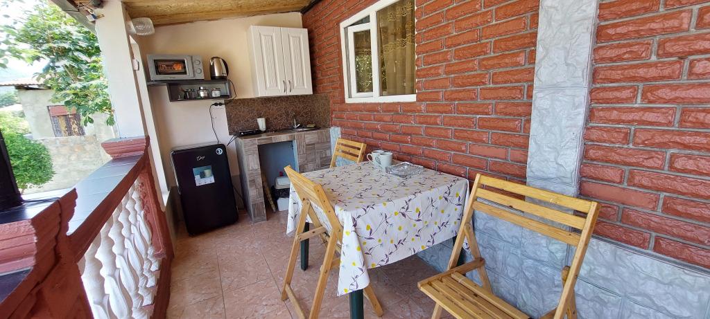 S Vidom na Gory Luchana Private House 0*