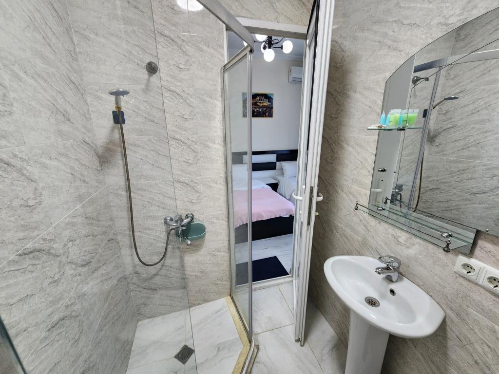 Batumi Lalasa Hotel 3*