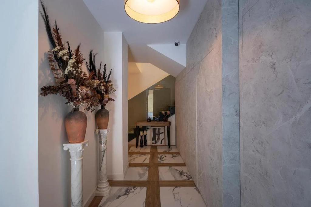 Palatina Concept Suites 0*