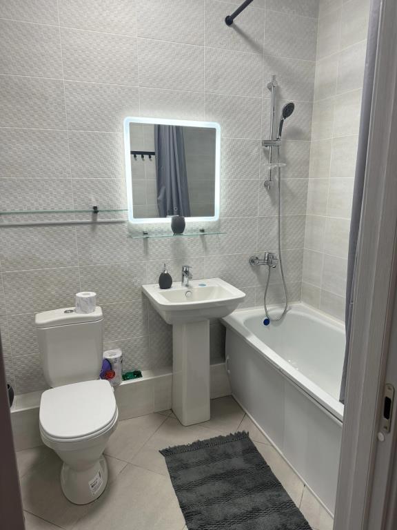 V Zhk Bosfor na Matveykina Flat 0*
