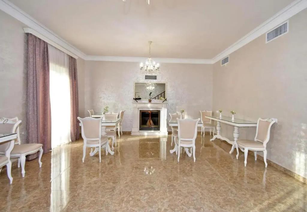 Hotel Homestay 3*