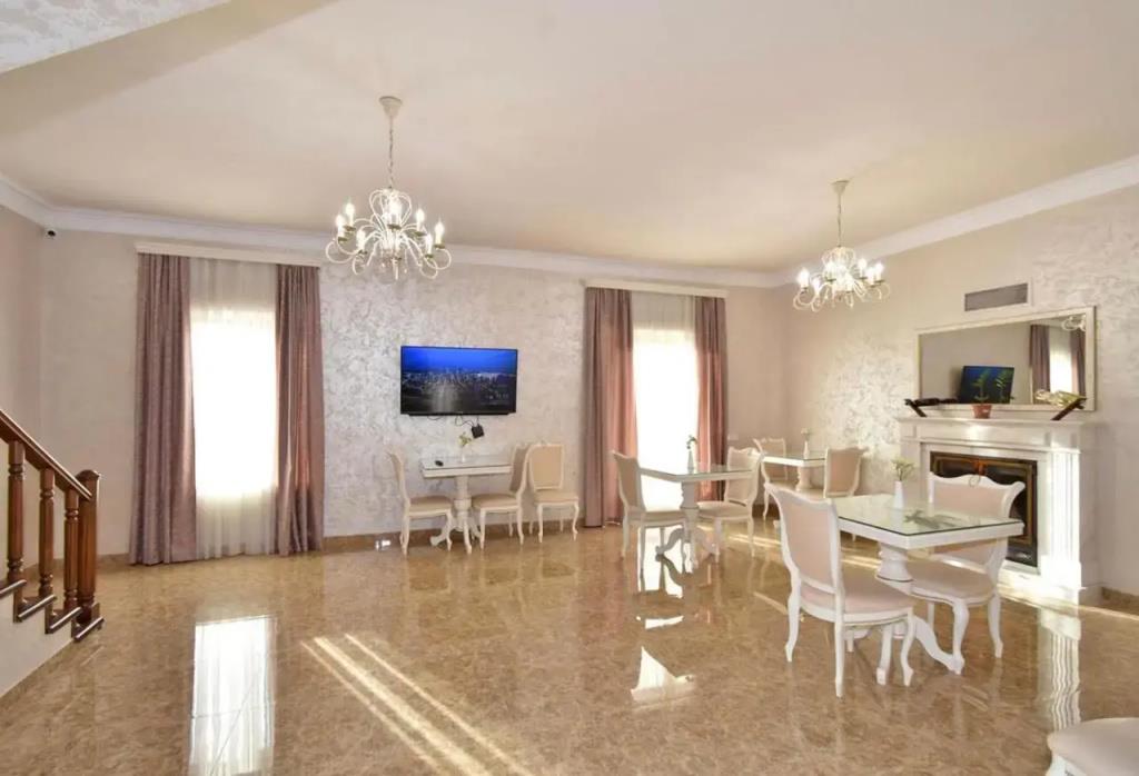 Hotel Homestay 3*