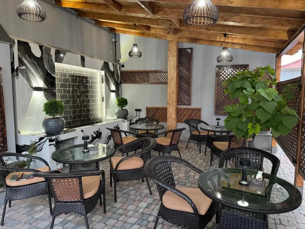 Luxe Plaza Hotel 3*