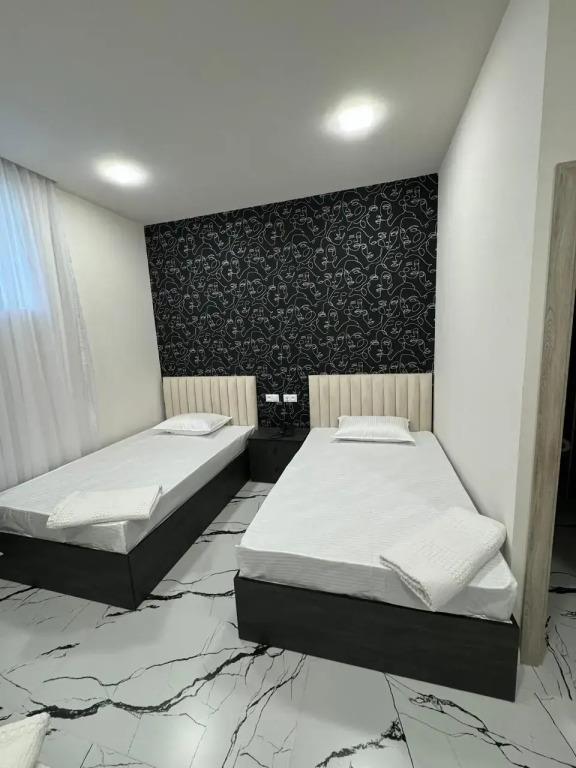 Luxe Plaza Hotel 3*