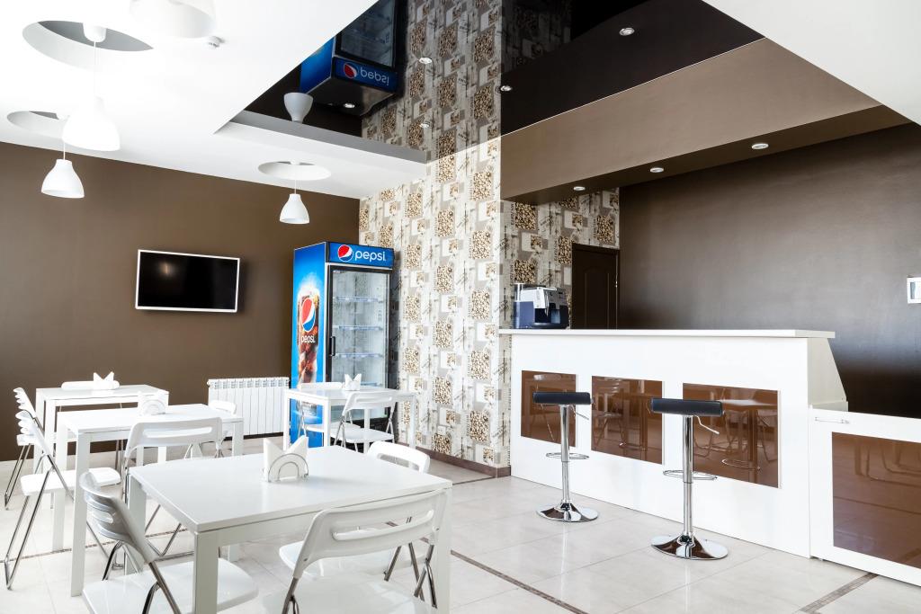 Leks Hotel 0*