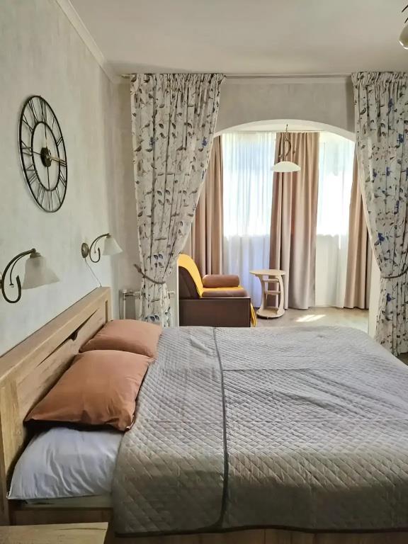 2-kh Komn Solnechnaya Storona Per.Gruzinskiy Parkovka Besplatno Flat 0*