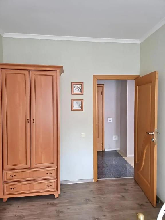 2-kh Komn Solnechnaya Storona Per.Gruzinskiy Parkovka Besplatno Flat 0*