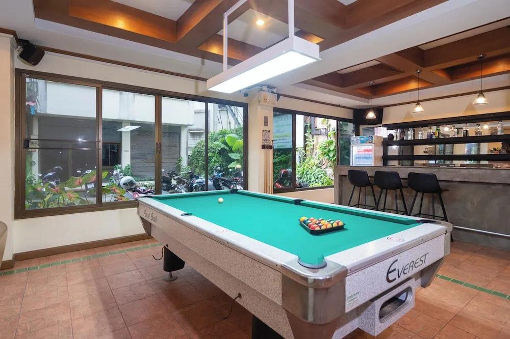 Patong Central Residence & Apartment 0*