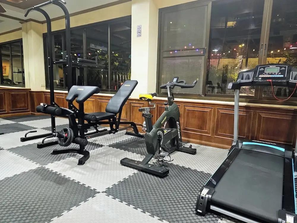 Patong Central Residence & Apartment 0*