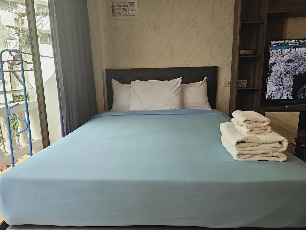 Patong Central Residence & Apartment 0*