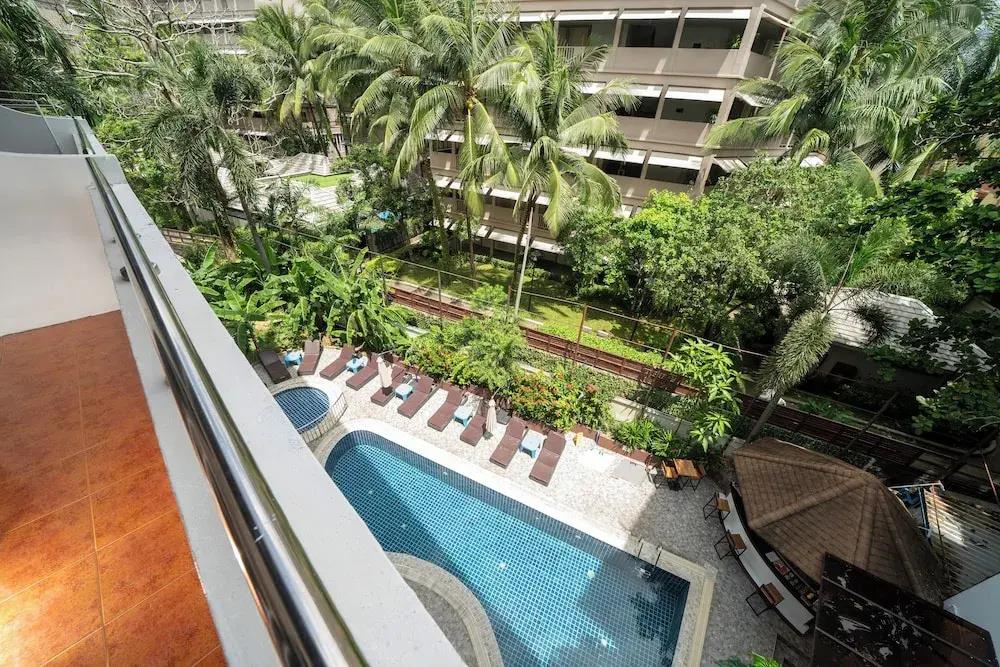 Patong Central Residence & Apartment 0*