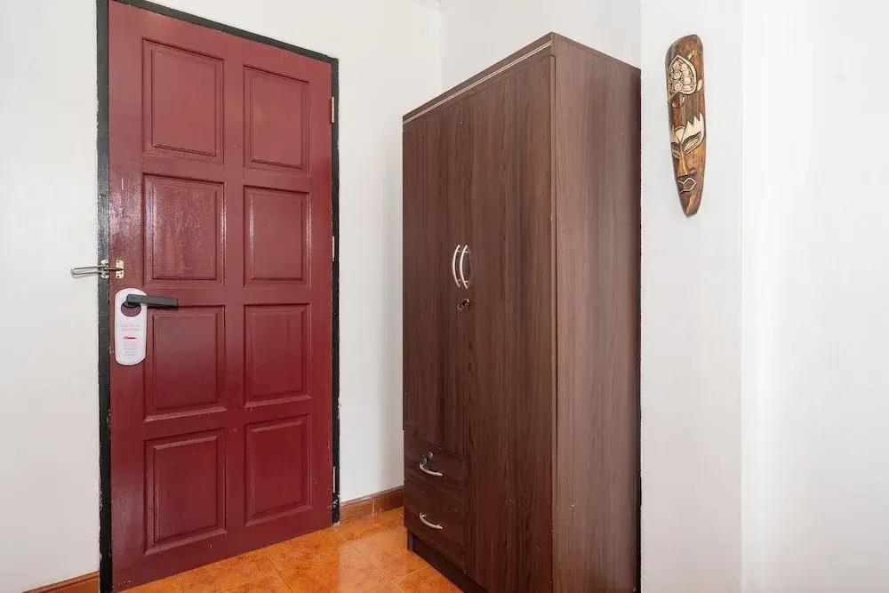 Patong Central Residence & Apartment 0*