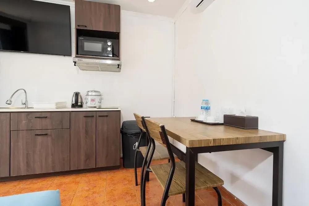 Patong Central Residence & Apartment 0*