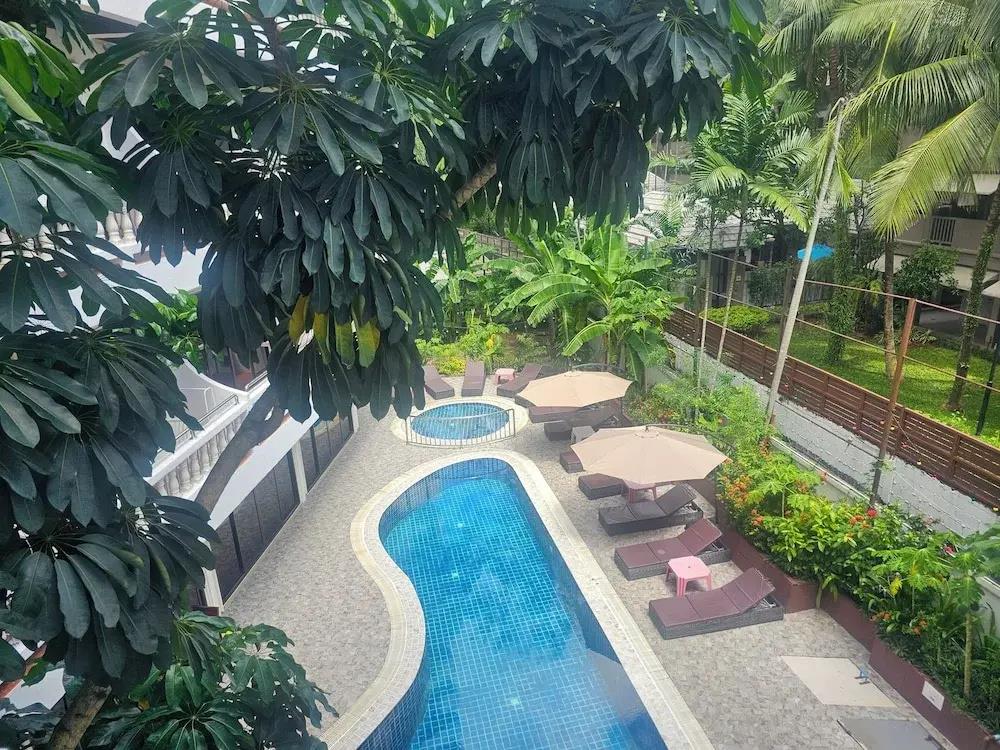 Patong Central Residence & Apartment 0*