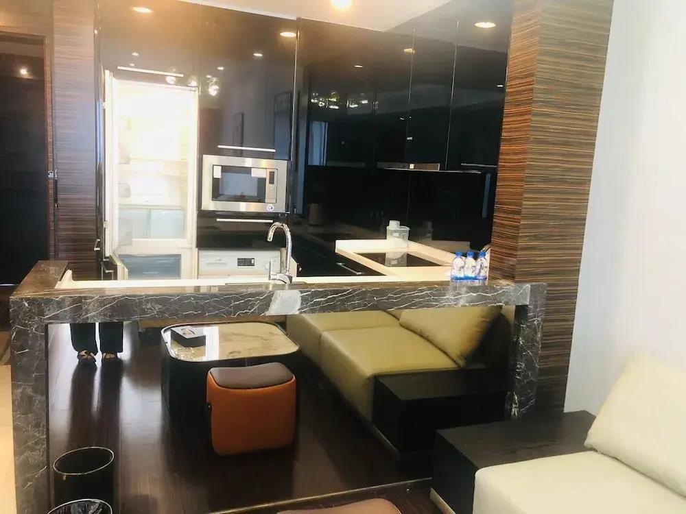 eStay Residence - Poly World Trade Center Guangzhou 0*