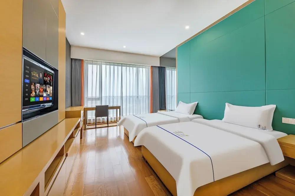 eStay Residence - Poly World Trade Center Guangzhou 0*