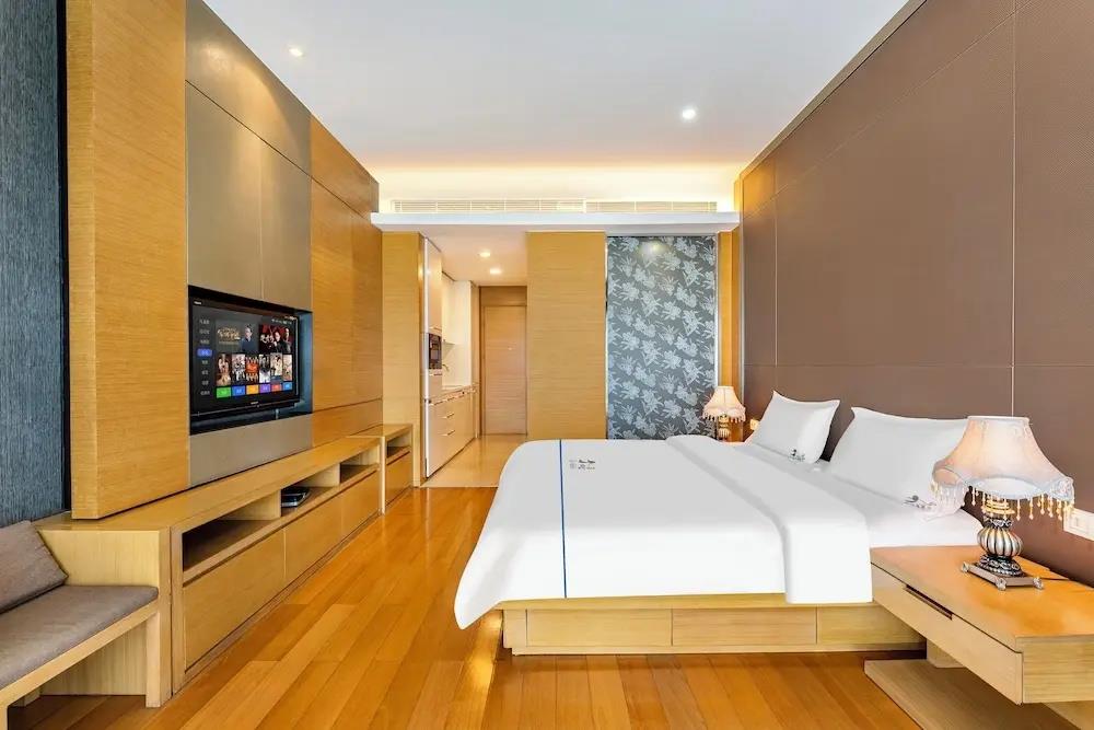 eStay Residence - Poly World Trade Center Guangzhou 0*