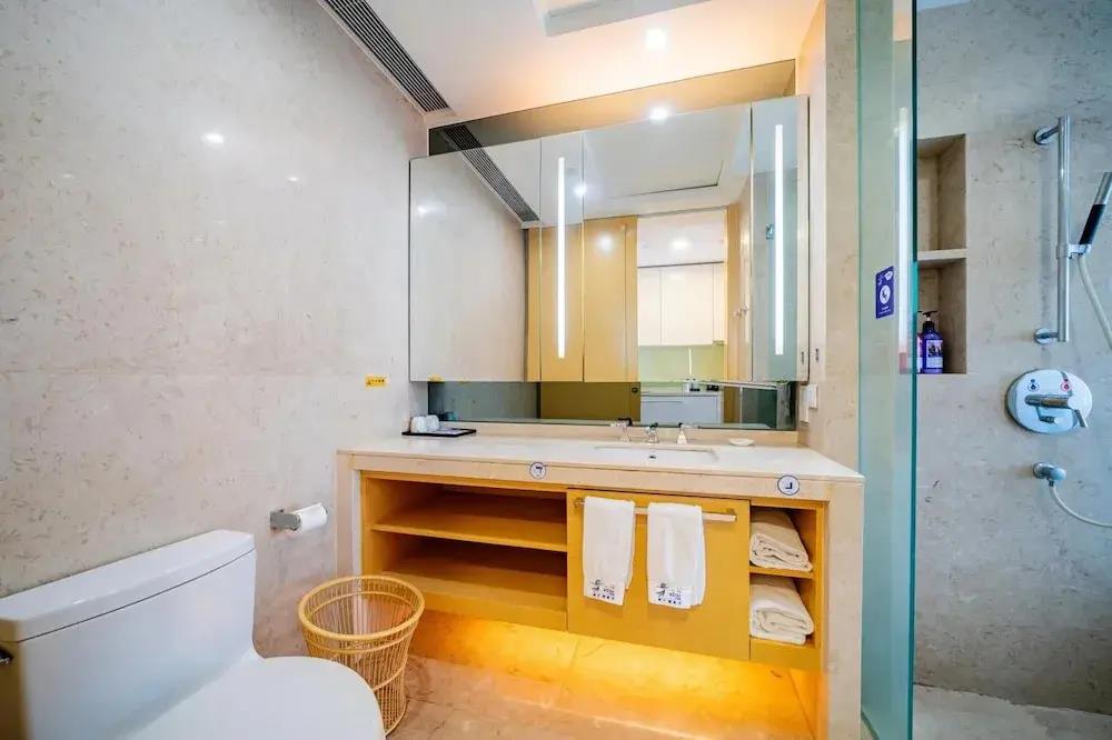 eStay Residence - Poly World Trade Center Guangzhou 0*
