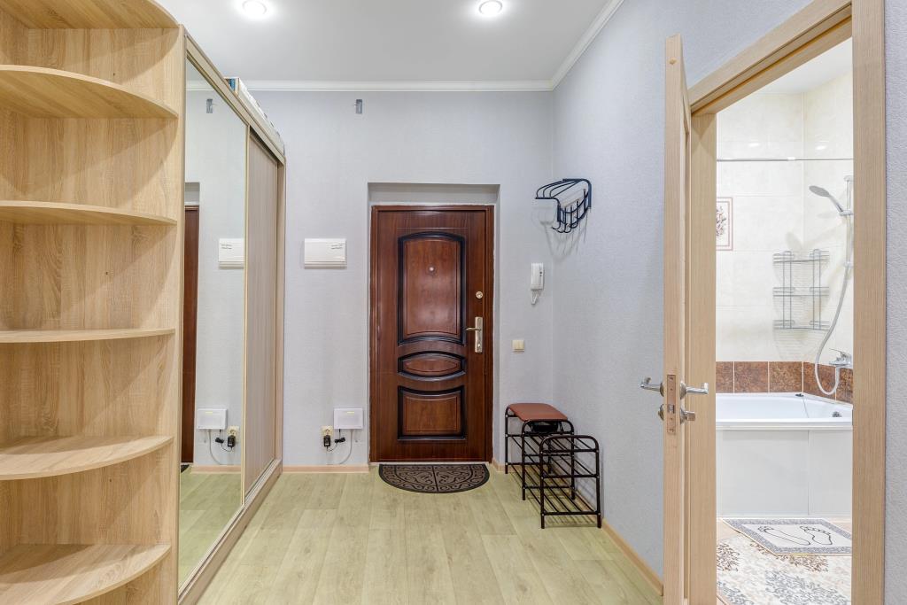 S Vidom Na More V Tsentre Goroda Flat 0*