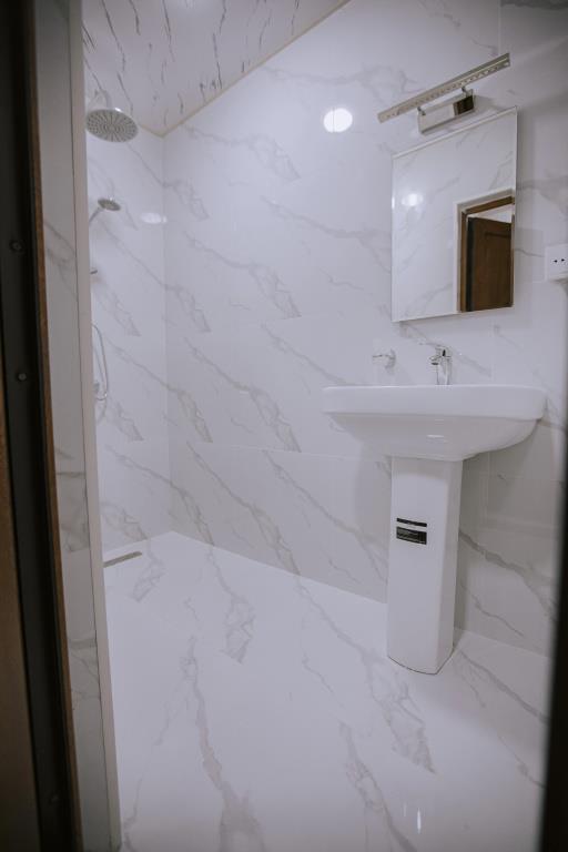 Sabah Hotel Buzovna Baku 0*