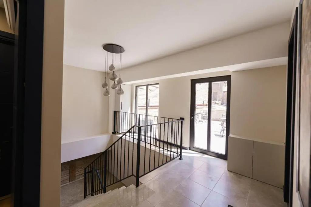 Hotel Araki SOLOLAKI 4*