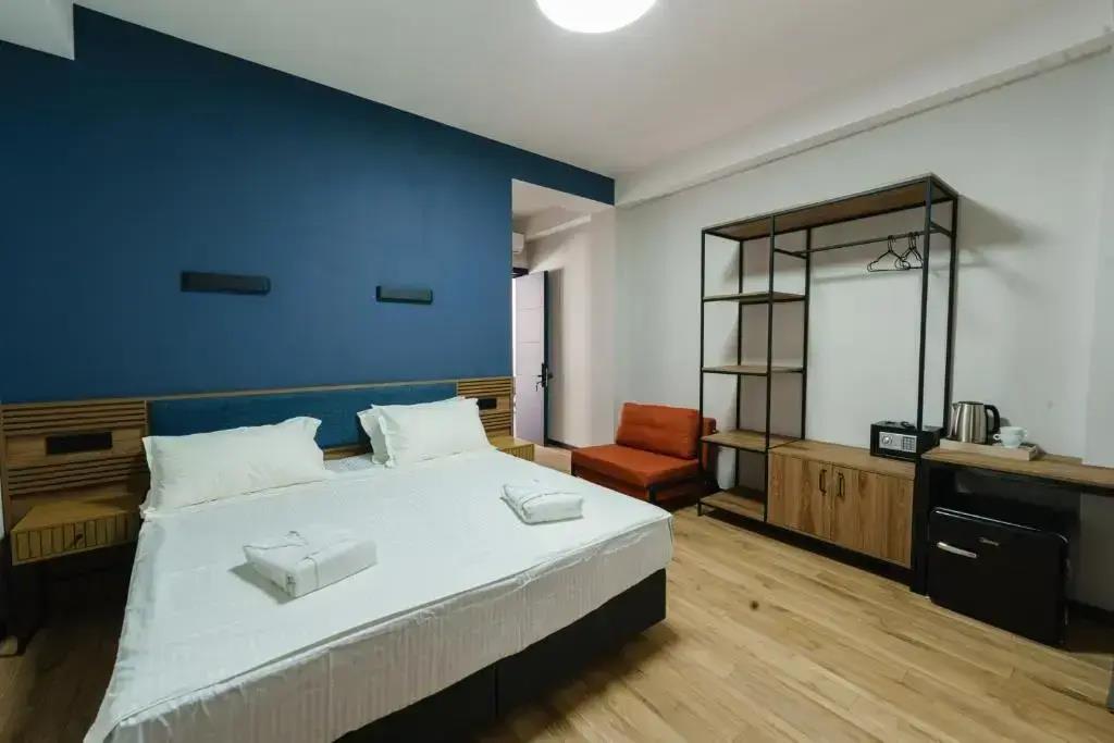Hotel Araki SOLOLAKI 4*