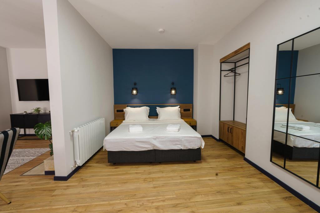 Hotel Araki SOLOLAKI 4*