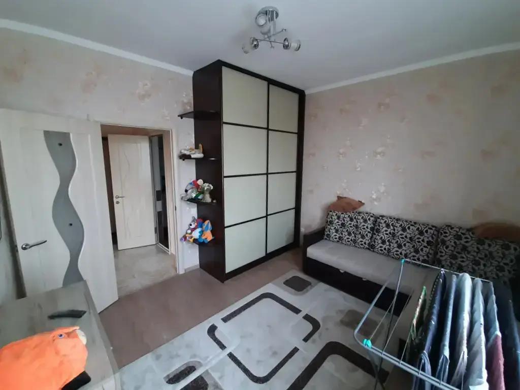 Dvukhkomnatnaya S Vidom Na More i Gory Flat 0*