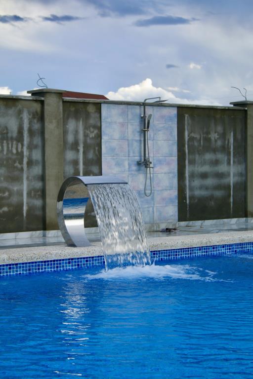 Colibrii Hotel 0*