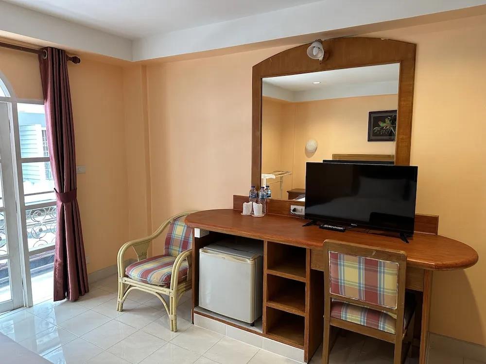 Nid Huahin Hotel 3*