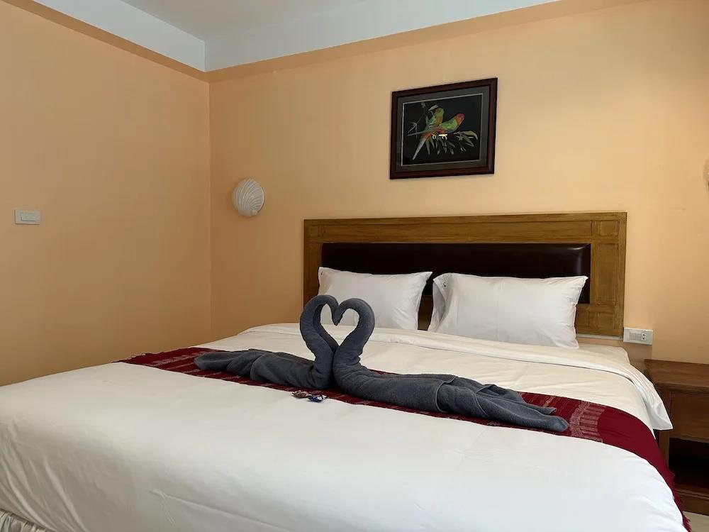 Nid Huahin Hotel 3*
